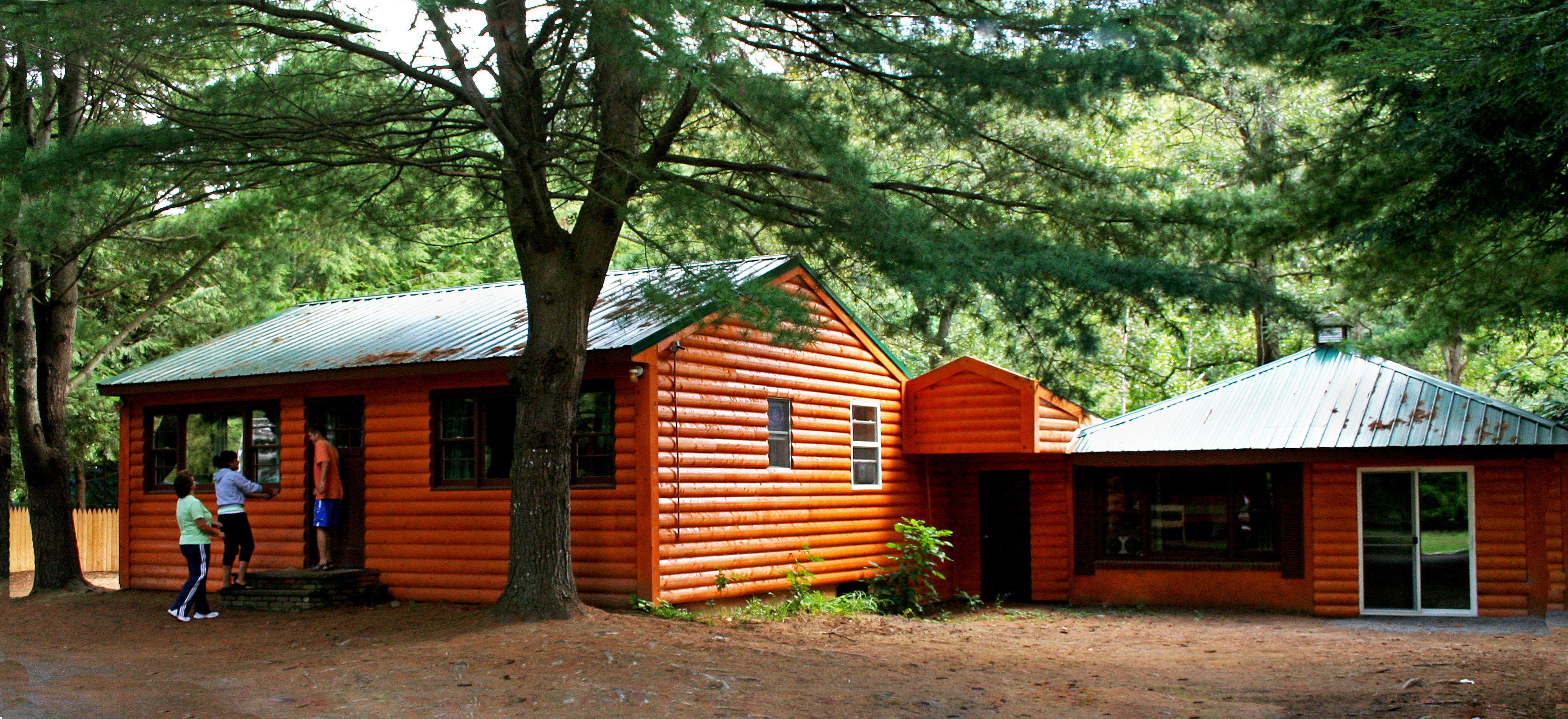 outside view of cabins Indian Head Canoeing Rafting Kayaking Tubing Delaware River